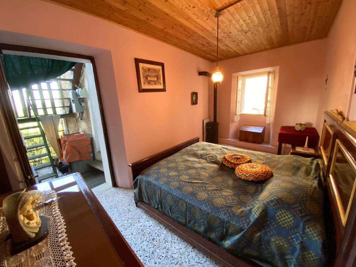 Valduggia Casa Vacanze Colmaヴィラ エクステリア 写真